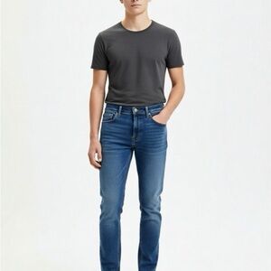 Levi's Slim Straight Men's Jeans in Blue Wash
